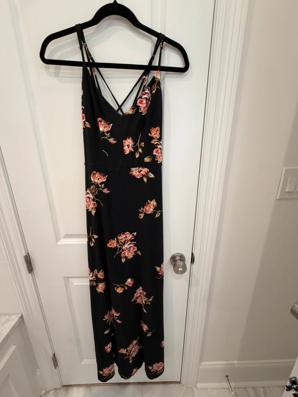 Nine Britton spaghetti strap long flowing dress size medium